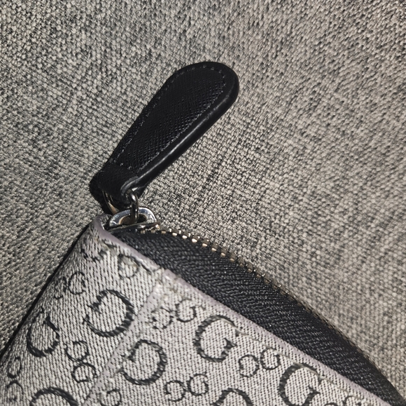 GUESS WOMENS SIGNATURE GLEESON SLG BLACK/GRAY WALLET - Picture 5 of 5